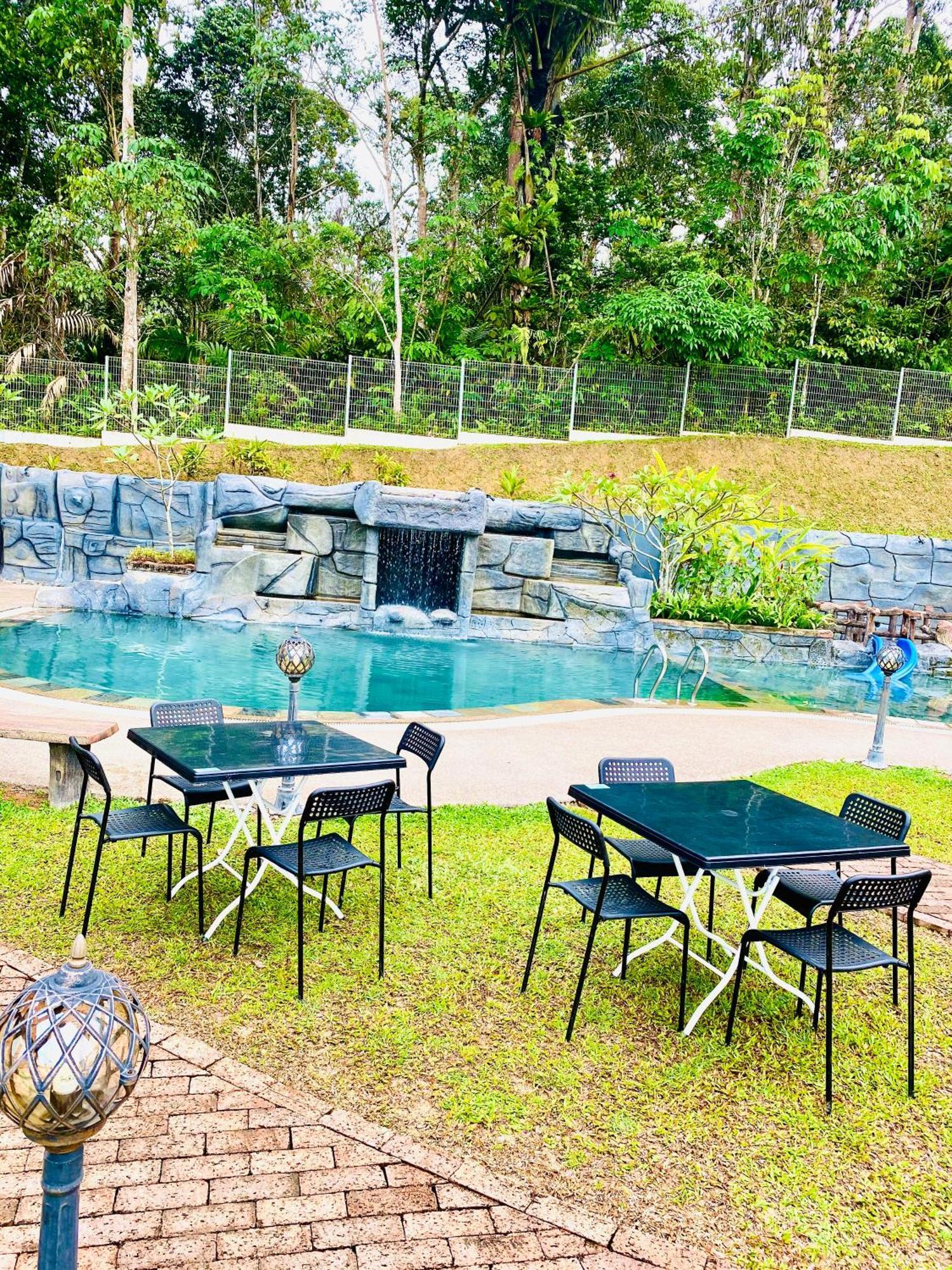 Soulmate Village Hulu Langat Exterior foto